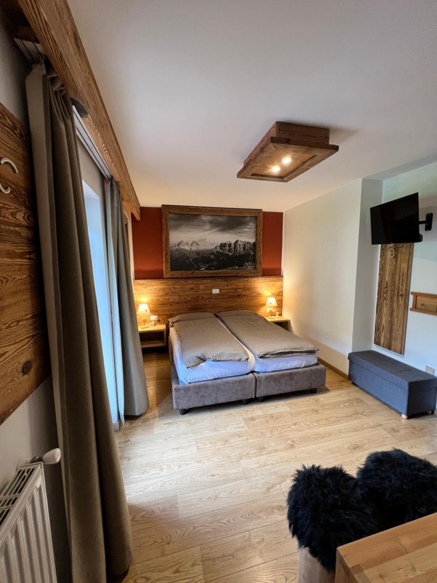 Garni Eden Bed And Breakfast Soraga Exterior foto